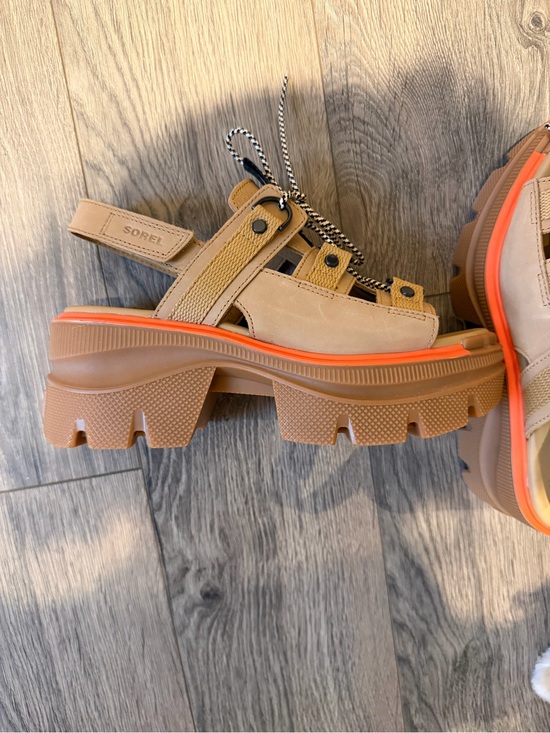 Sorel Shoes - Sorel Women's Tan Platform Sandal with Orange Trim